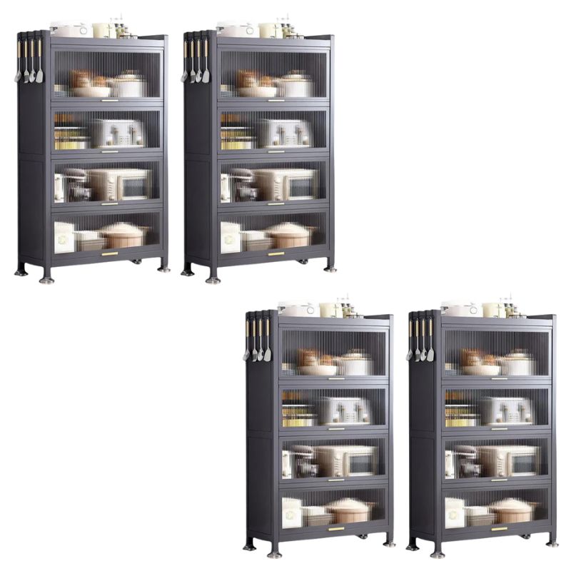 4 Pretos